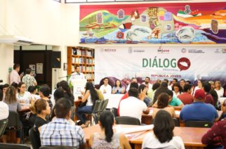 SEJUVE y el Ayuntamiento de Zihuatanejo realizan diálogo regional rumbo al Plan Nacional de Juventud