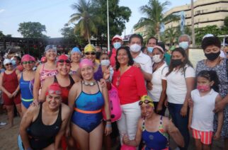 Da alcaldesa silbatazo del Maratón Internacional de Acapulco